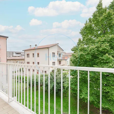 Elisa Flat - 15 Min From & Wi-fi شقة *